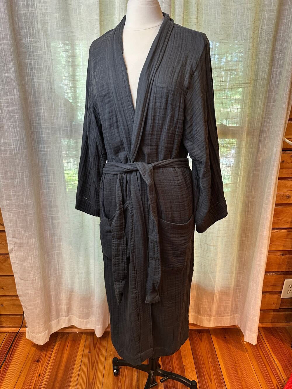 Avocado NWT Organic Cotton Charcoal Gray Spa Bath Robe Unisex
